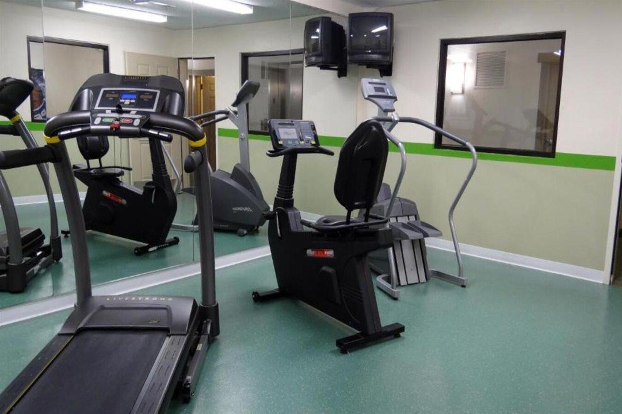 Extended Stay America Select Suites - Raleigh - Rtp - 4610 Miami Blvd Durham Zewnętrze zdjęcie