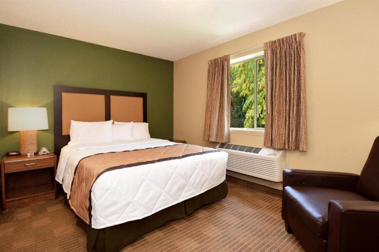 Extended Stay America Select Suites - Raleigh - Rtp - 4610 Miami Blvd Durham Zewnętrze zdjęcie
