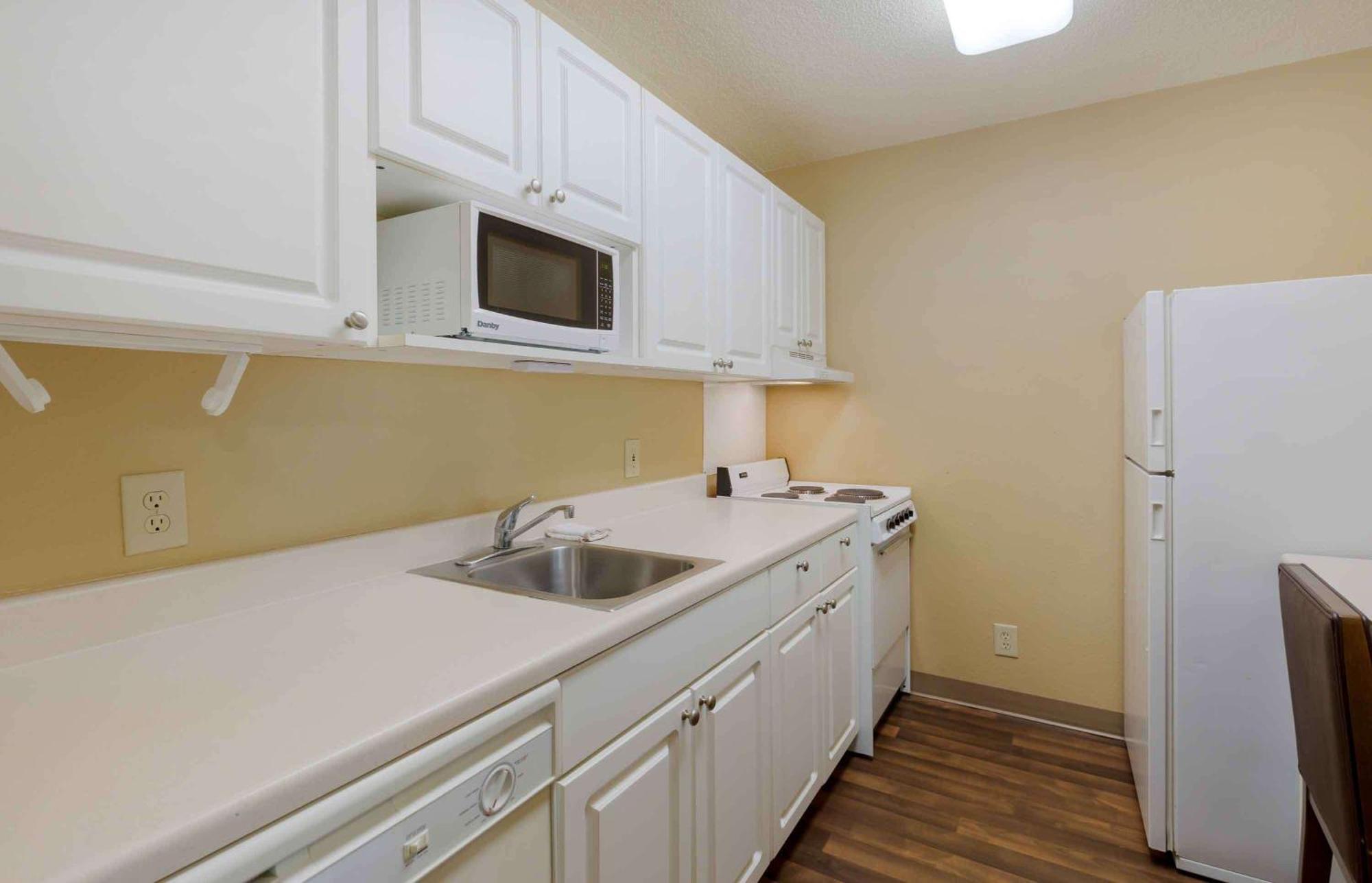 Extended Stay America Select Suites - Raleigh - Rtp - 4610 Miami Blvd Durham Zewnętrze zdjęcie