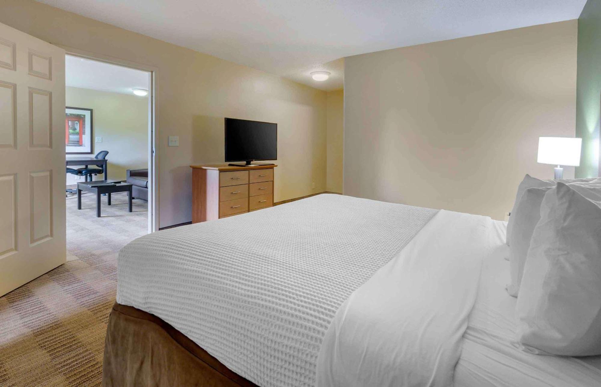 Extended Stay America Select Suites - Raleigh - Rtp - 4610 Miami Blvd Durham Zewnętrze zdjęcie
