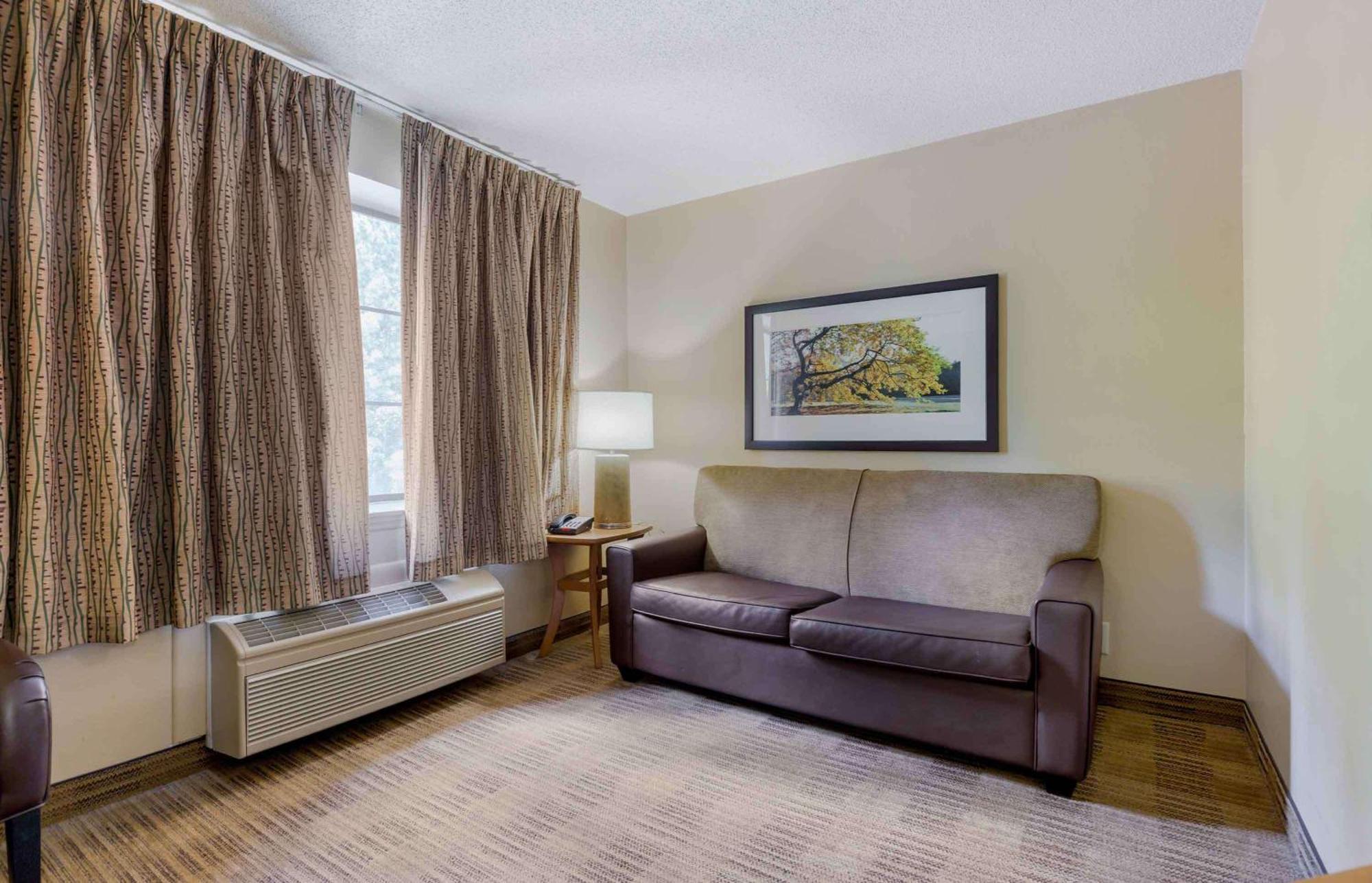 Extended Stay America Select Suites - Raleigh - Rtp - 4610 Miami Blvd Durham Zewnętrze zdjęcie