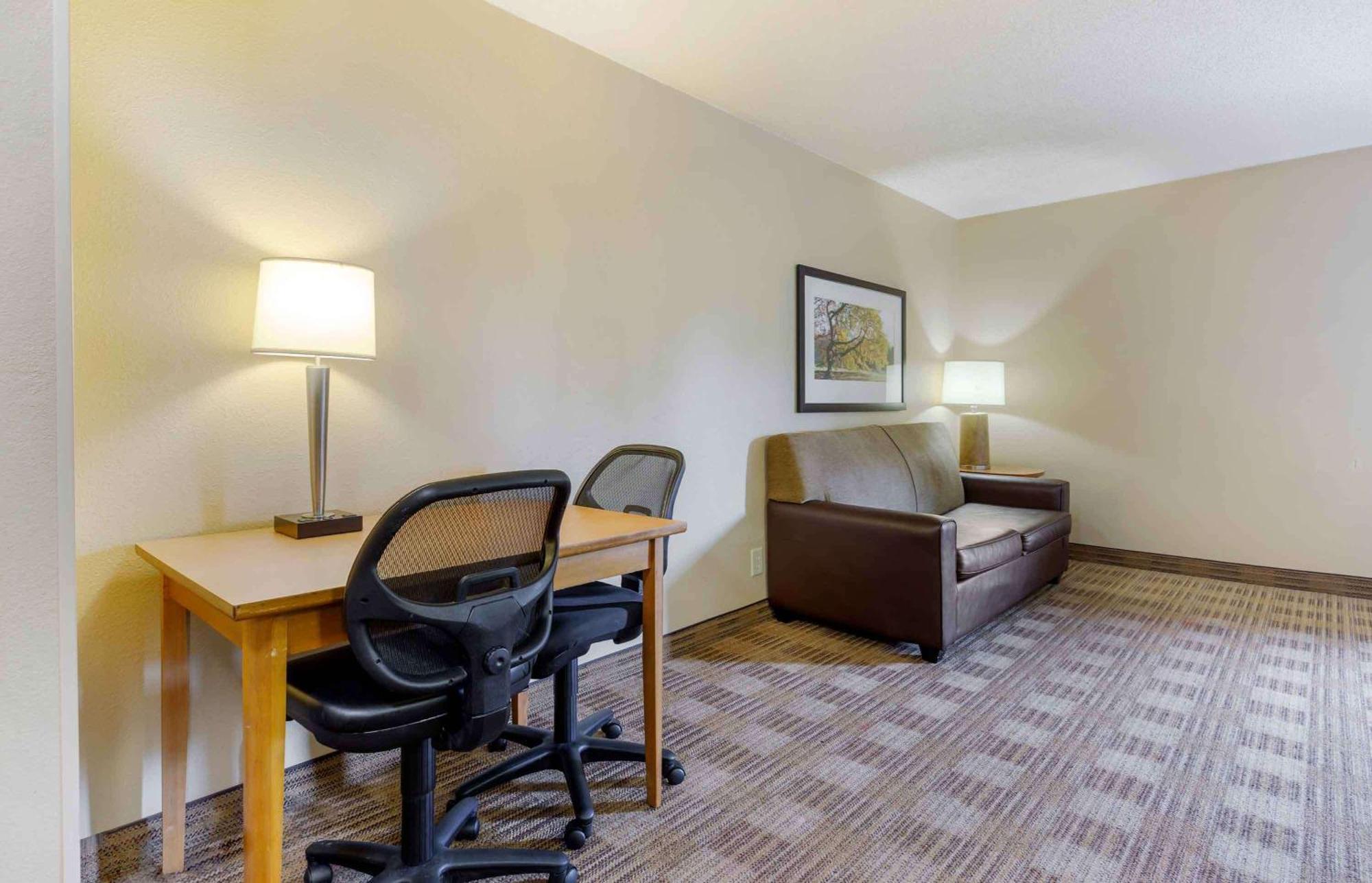 Extended Stay America Select Suites - Raleigh - Rtp - 4610 Miami Blvd Durham Zewnętrze zdjęcie
